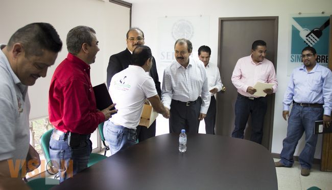 Cumple Enrique Peña Nieto con Michoacán: Víctor Silva