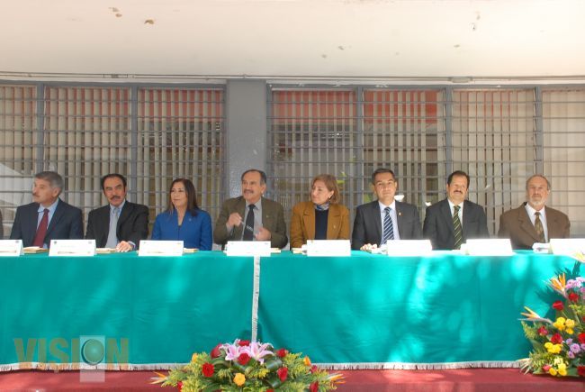 Facultad de Ingeniería en Tecnología de la Madera conmemora su XLI el Aniversario.