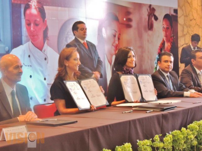 Firman convenio titulares de SECTUR e INMUJER en beneficio de emprendedoras del sector turístico.