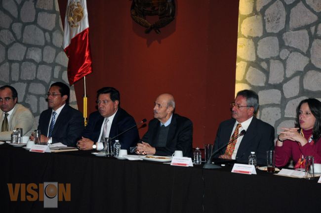 En reunión de gabinete, fortalecen la dirección de esfuerzo con un mismo rumbo:en bien de Michocán.