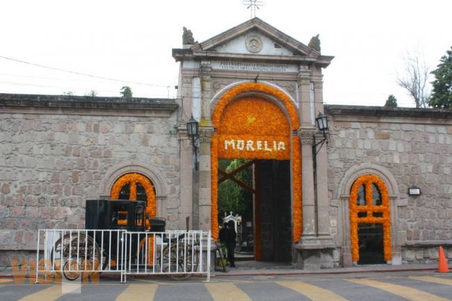 Avanza con éxito proyecto de recuperación de espacios en el Panteón Municipal.