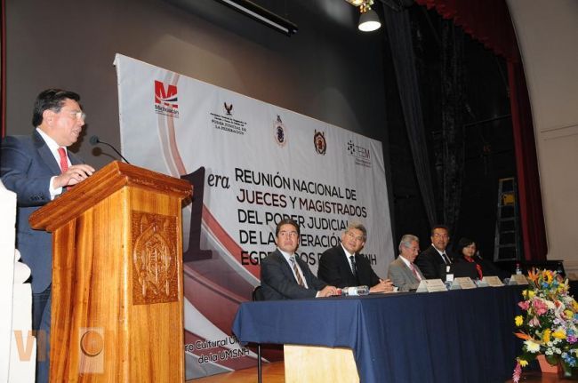 Inaugura Jesús Reyna reunión nacional de jueces y magistrados del PJF