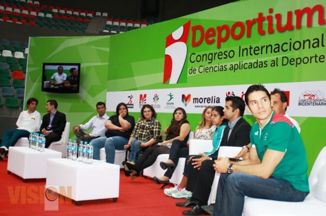 Grandes atletas se dan cita en DEPORTIUM 2013.