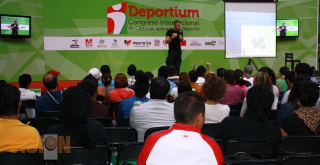 Con éxito concluye “DEPORTIUM 2013”.