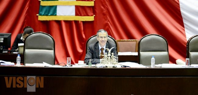 Convoca González Morfín a redoblar esfuerzos en último mes de sesiones