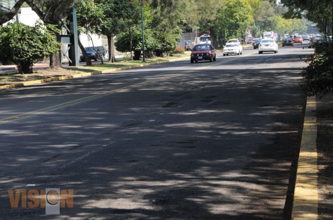 Todo listo para rehabilitación de carriles centrales en avenida camelinas.