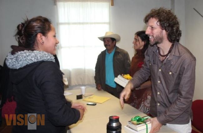 Intercambio cultural y artístico entre la red de solidaridad con Chiapas y la UIIM.