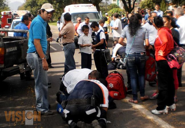 3 hermanos arrollados, al salir de una primaria