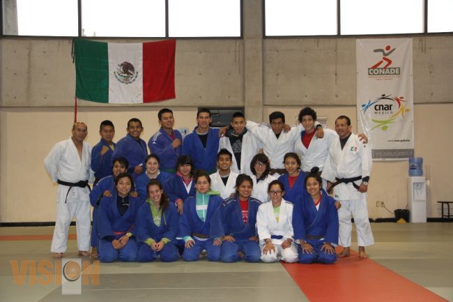 Logran judocas 25 metales en Campeonato Nacional Zona Sur.