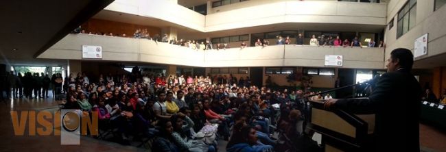 Generar jóvenes que creen empresas y no se empleen, objetivos de la Facultad de Administración