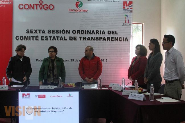 Cumple Gobierno del Estado con entrega de despensas a adultos mayores