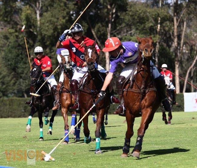 México participará por primera ocasión en el Snow Polo World Cup 2014.