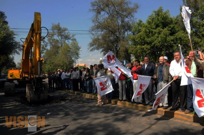 Inició la obra de repavimentación de la Avenida Camelinas
