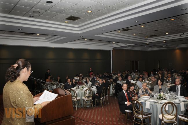 Patricia Mora preside XV aniversario de impulsa michoacán.