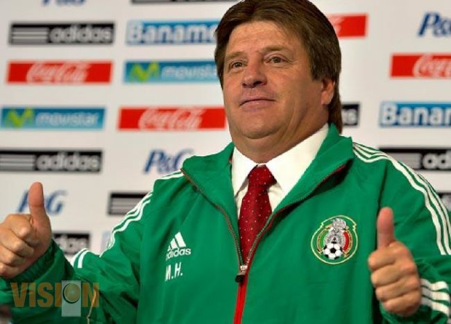 Ratifican a Miguel Herrera como entrenador del Tri.