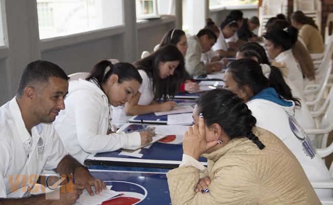 Atiende Sedesol a 160 mil jefas de familia en Michoacán