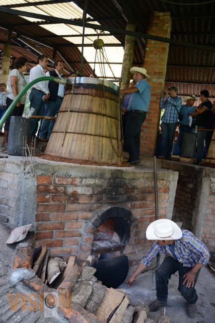 Iniciará 2014 con las rutas del mezcal y la trucha y de aventura.