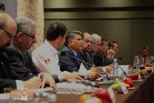 Alianza con padres de familia y corregir comportamientos incorrectos, metas para 2014: Jesús Sierra