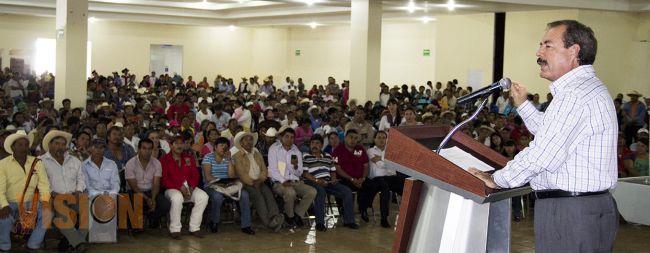 Mejora la Sedesol condiciones de vida de 3 mil hogares en Zitácuaro.