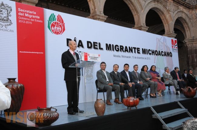 Anuncia Fausto Vallejo próxima inauguración de Casa del Migrante en los Ángeles, California.