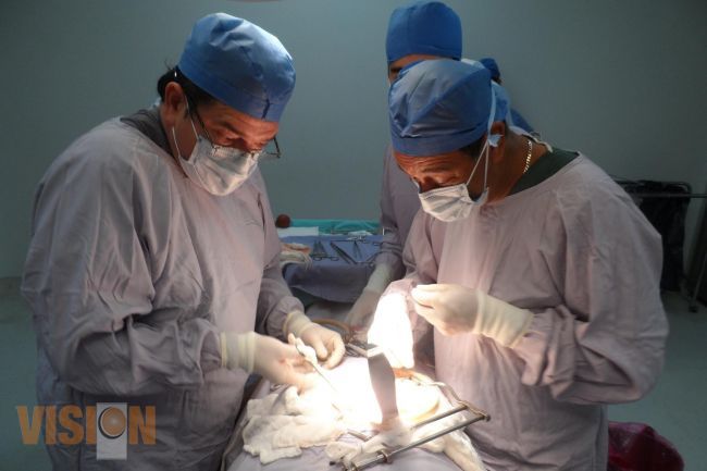 Exitoso trasplante renal en la paciente pediátrica más pequeña del Hospital General de Uruapan.
