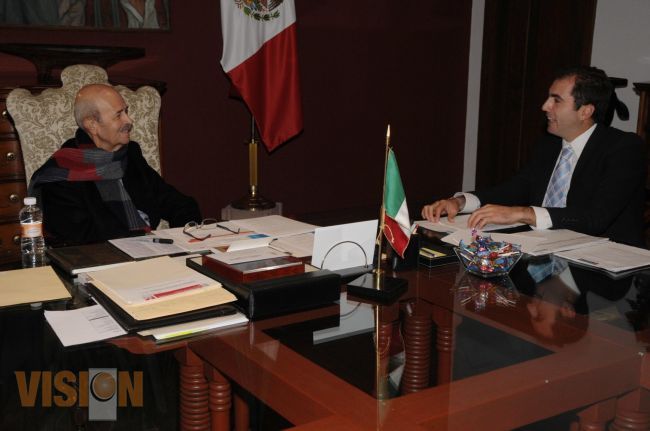 Atiende Gobernador Fausto Vallejo agenda de audiencias privadas.