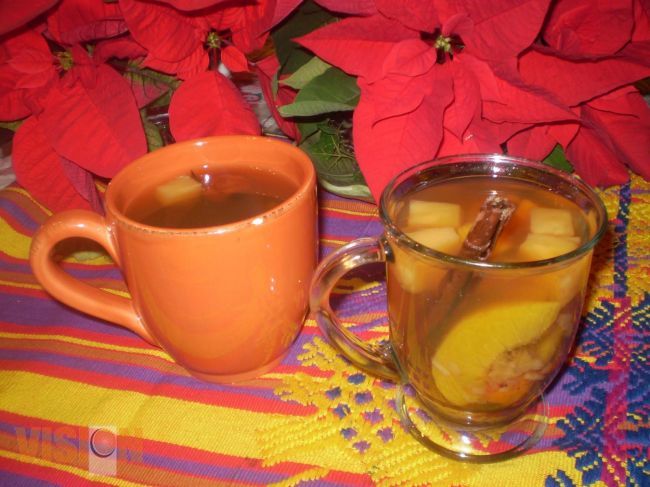 El tradicional ponche, elaborado con frutas de calidad michoacana.