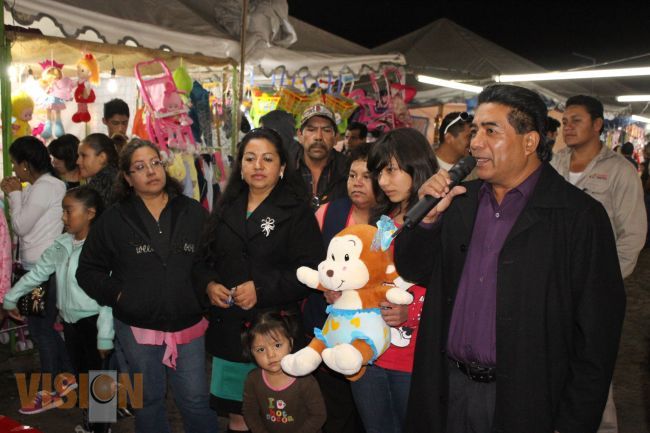 Inauguran del Tianguis del Juguete 2014