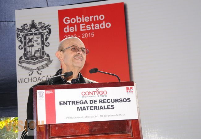 Asume Fausto Vallejo más compromisos en materia educativa.