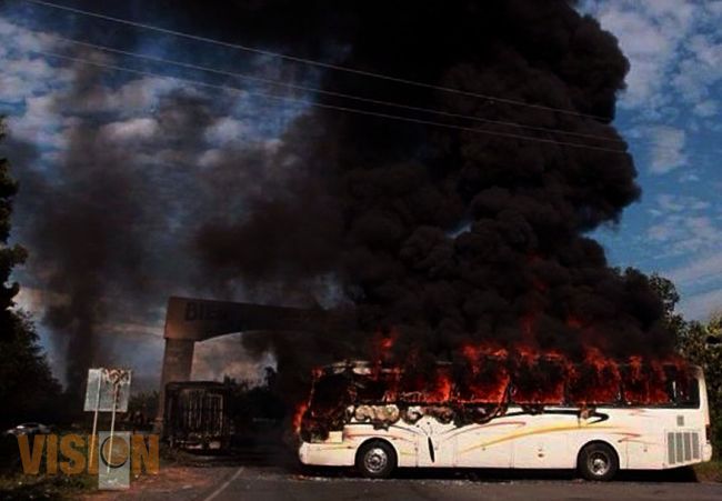 Violenta jornada en Apatzingán