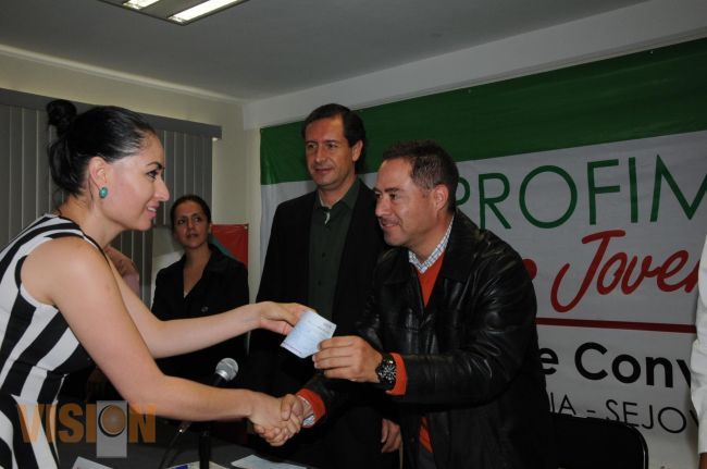 Más de 2 mdp destinarán Sí Financia y Sejoven a jóvenes emprendedores este 2014.