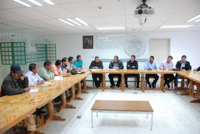 Realizan Sedru y Sagarpa segunda reunión con representantes de la UDC y Barzón