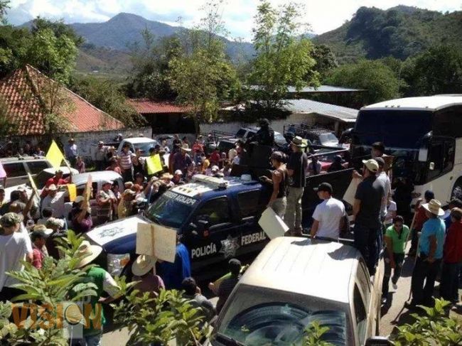CNDH confirma fallecimiento de dos personas en integrantes del grupo de autodefensas