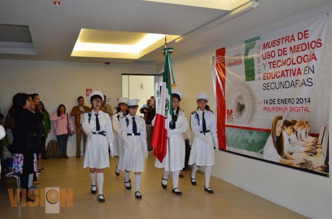 Profesores y alumnos comparten experiencia del programa Red Escolar