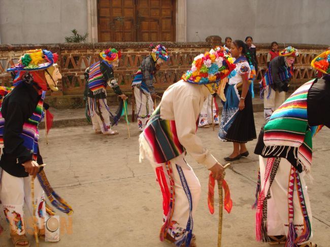 La COFEEEM apoya a los municipios michoacanos para potenciar la riqueza cultural y turística.