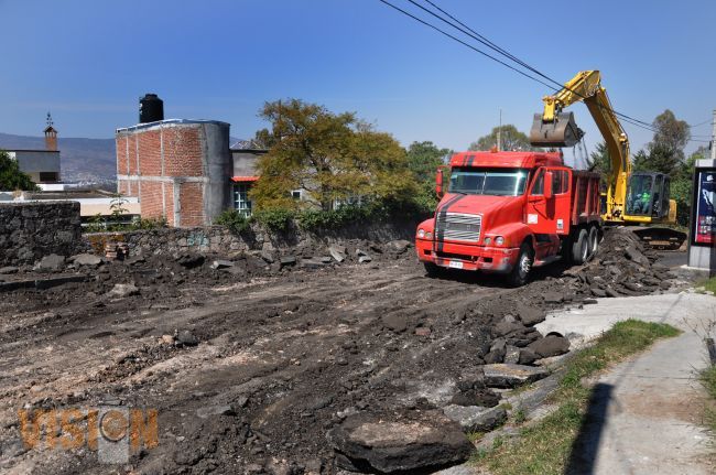 Por inicio de obra, el ayuntamiento cierra la circulación en “camino de los gatos”.