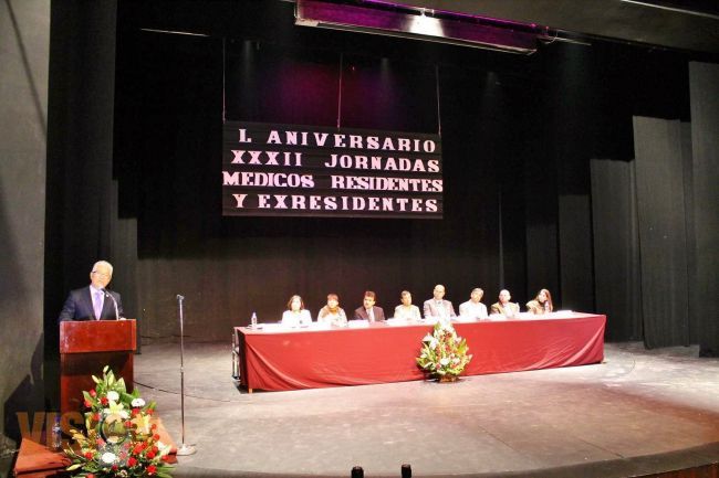 Dan inicio las XXXII Jornadas Médicas de Residentes y Ex residentes del Hospital Infantil.