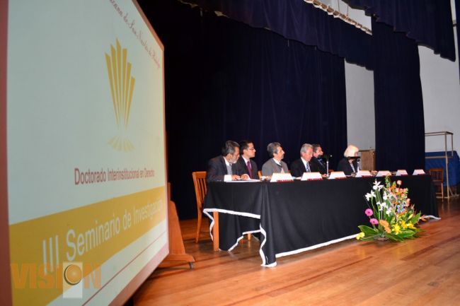 Alberga UMSNH seminario de investigación del doctorado interinstitucional en derecho de la unies.