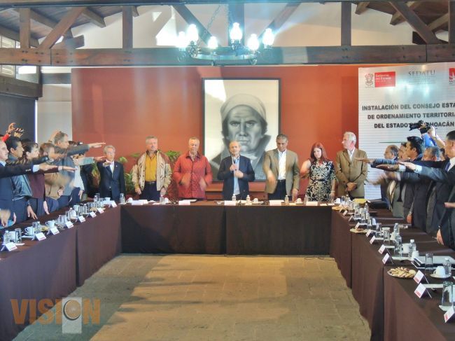 Instalan el Consejo Estatal de de Ordenamiento Territorial del Estado de Michoacán.