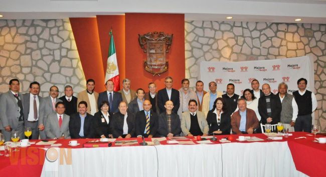 En política lo que cuenta son los resultados; mi compromiso es con los michoacanos: FVF.