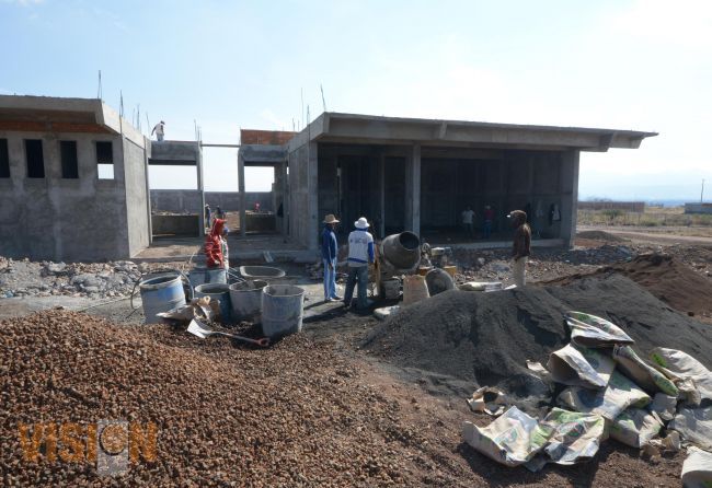 Avance del 60 por ciento en estancia infantil al poniente de Morelia.