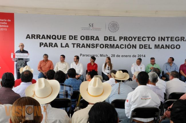 Inicia FVF reactivación económica y desarrollo integral de Parácuaro.