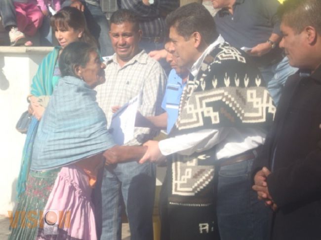 Cocucho lugar de manos artesanales en alfarería y textil
