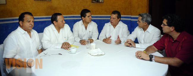 Reconoce Silvano trabajo de la izquierda por el bienestar de las familias mexicanas