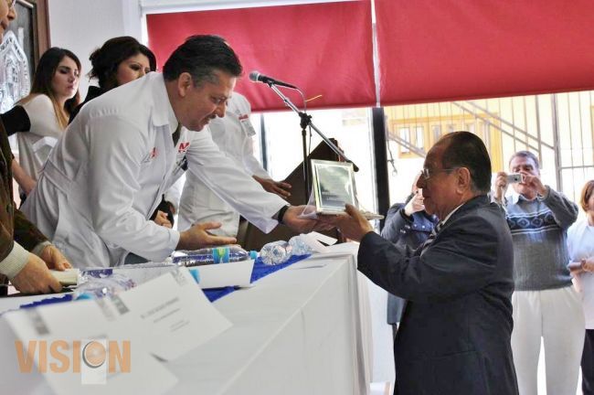 SSM reconoce a personal por años de servicio a la institución.