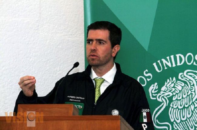 Criminales buscan mimetizarse con grupos de autodefensas y crear confusión: Alfredo Castillo