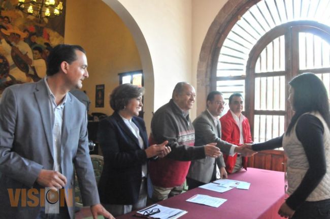 Gobierno del Estado apoya a las y los Emprendedores.