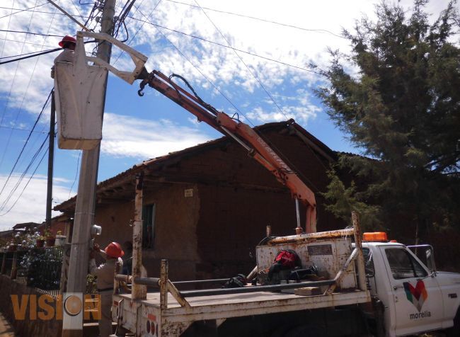Perfecciona Ayuntamiento de Morelia servicios de alumbrado público.