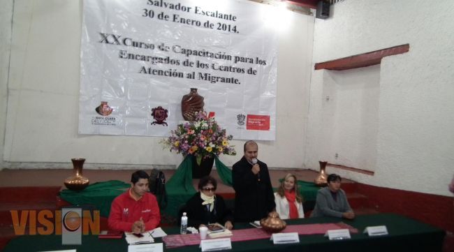 Capacita Semigrante a Centros Municipales de Atención al Migrante.