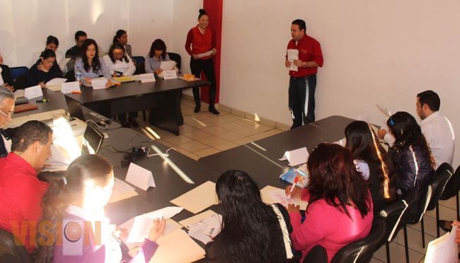 Imparten taller a empresarios para tener mejores resultados en la selección de personal